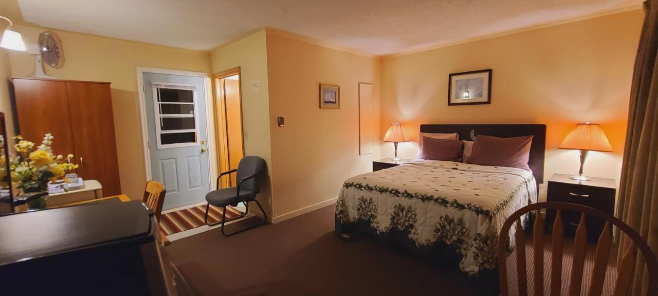 St Ann'S Motel & Cottage Baddeck Inlet Buitenkant foto